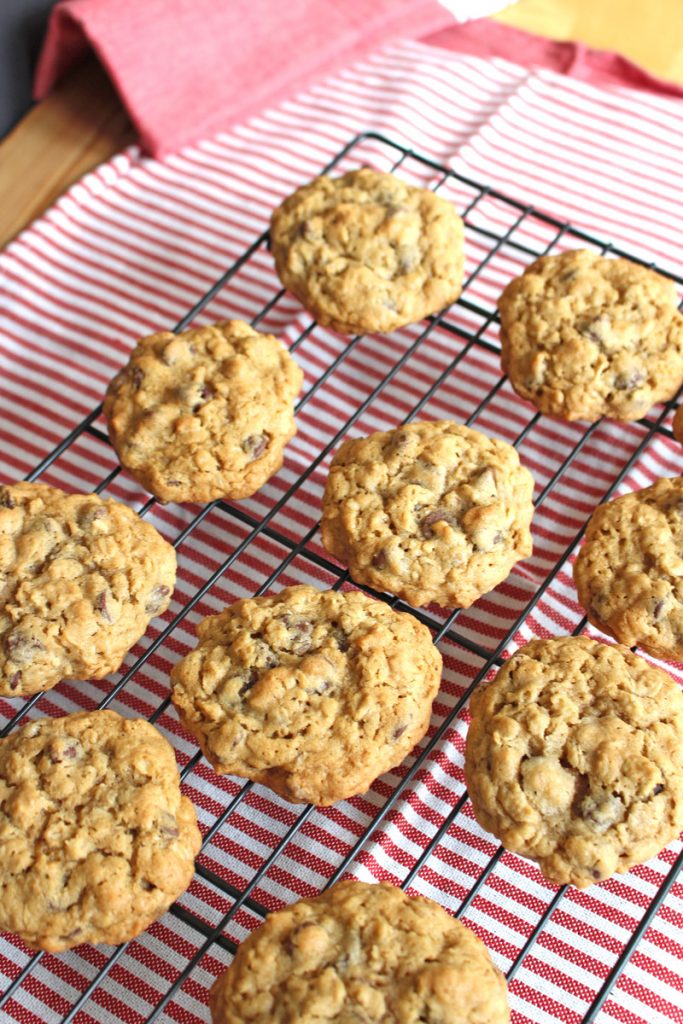 oatmeal-chocolate-chip-cookies-img_1473