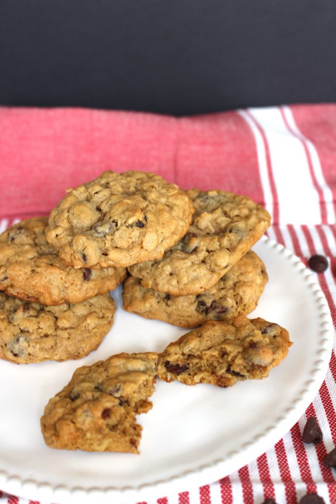 oatmeal-chocolate-chip-cookies-img_1483